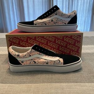Vans X Peanuts collection